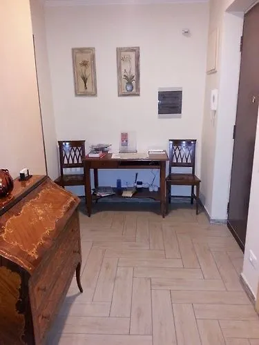 Napoleone Suite Rome 0*,